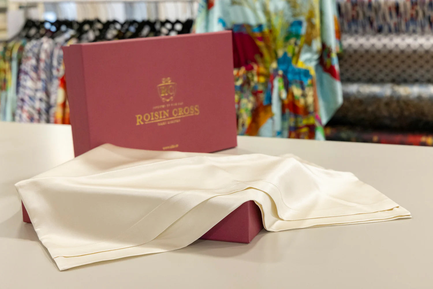 Ivory Irish-Made Oxford Silk Pillowcase