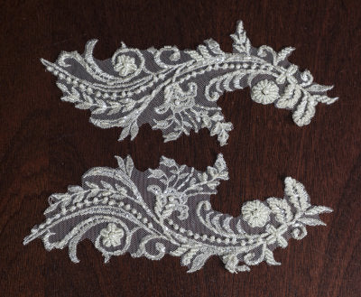 T 659 - €25 per pair