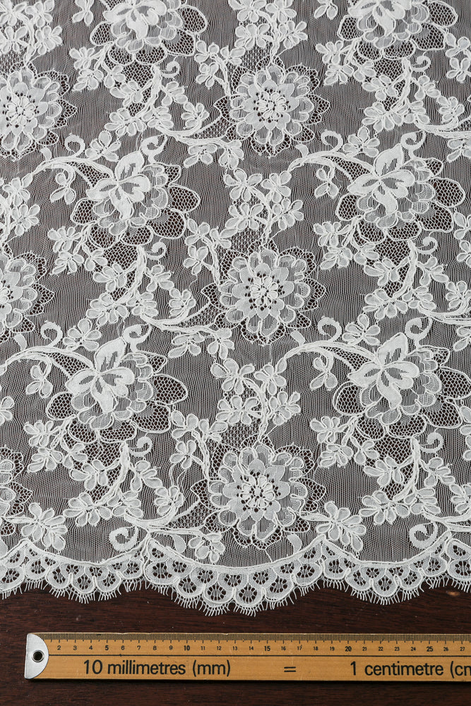 MB-LA7002i - €120 per metre